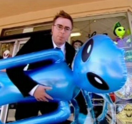 Danny Wallace buys an inflatable alien...